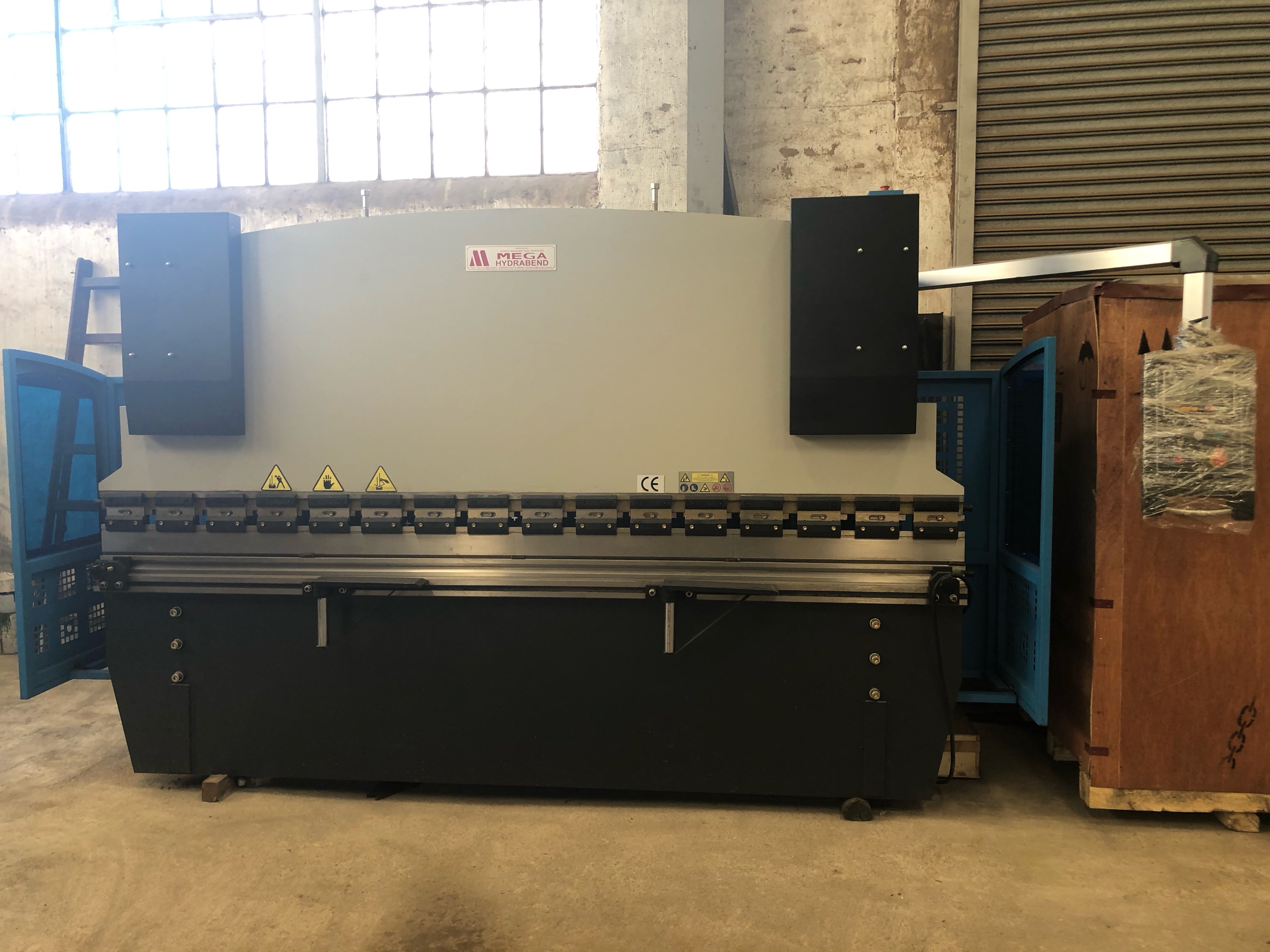 3200mm x 63t Press Brake